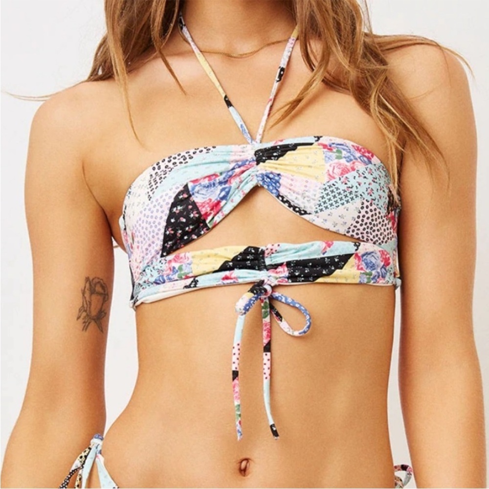 Frankies Bikinis “Duke” Top in‎ Patchwork Sz M